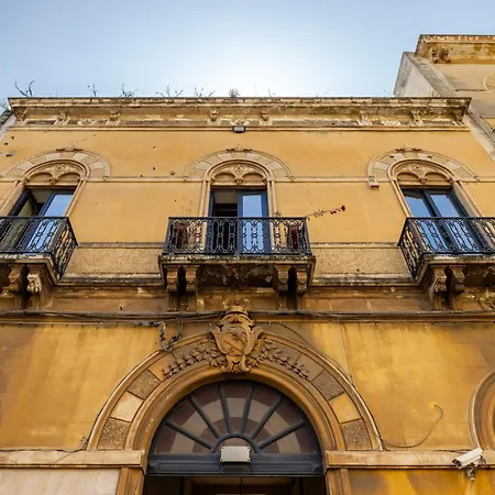 Le Dimore Del Corso - Sicily Stay, Fra Catania, Taormina, Il Mare E L'etna *