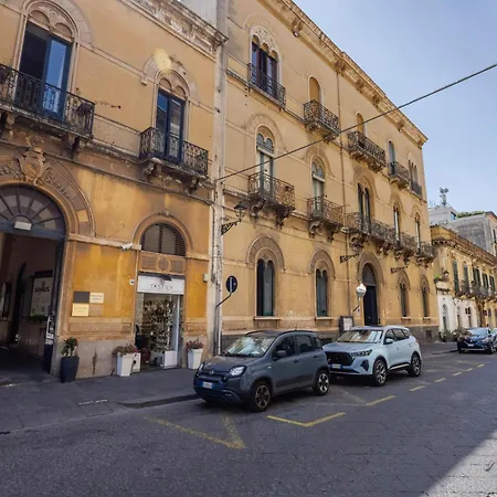 Lägenhet Le Dimore Del Corso - Sicily Stay, Fra Catania, Taormina, Il Mare E L'etna Acireale