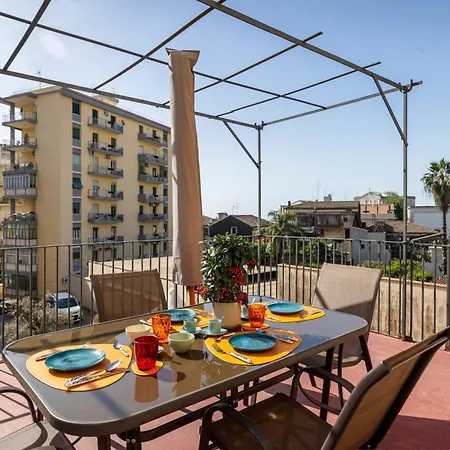 Le Dimore Del Corso - Sicily Stay, Fra Catania, Taormina, Il Mare E L'etna Acireale