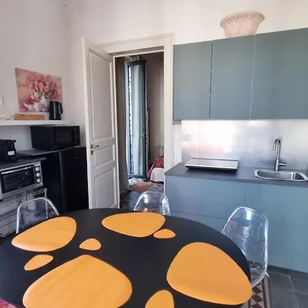 Apartment Le Dimore Del Corso Ad Acireale, Fra Catania, Taormina, Il Mare E L'etna Acireale