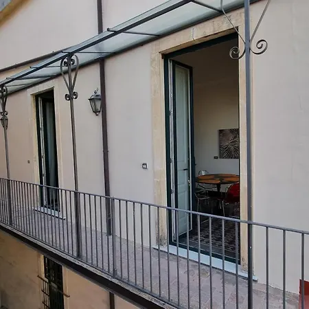 Le Dimore Del Corso Ad Acireale, Fra Catania, Taormina, Il Mare E L'etna Apartment